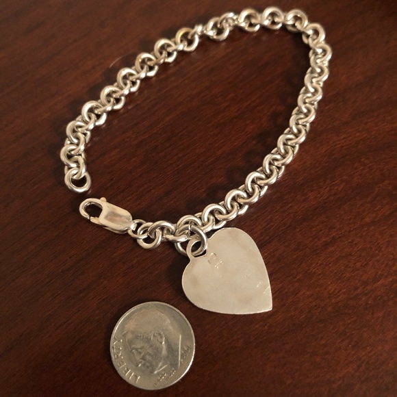 Sterling silver heart charm bracelet - Picture 6 of 9